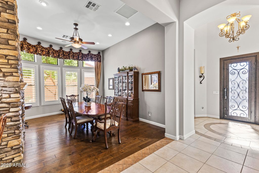 Image 21 of property listing at 4123 N Silver Ridge Circle, Mesa, AZ 85207