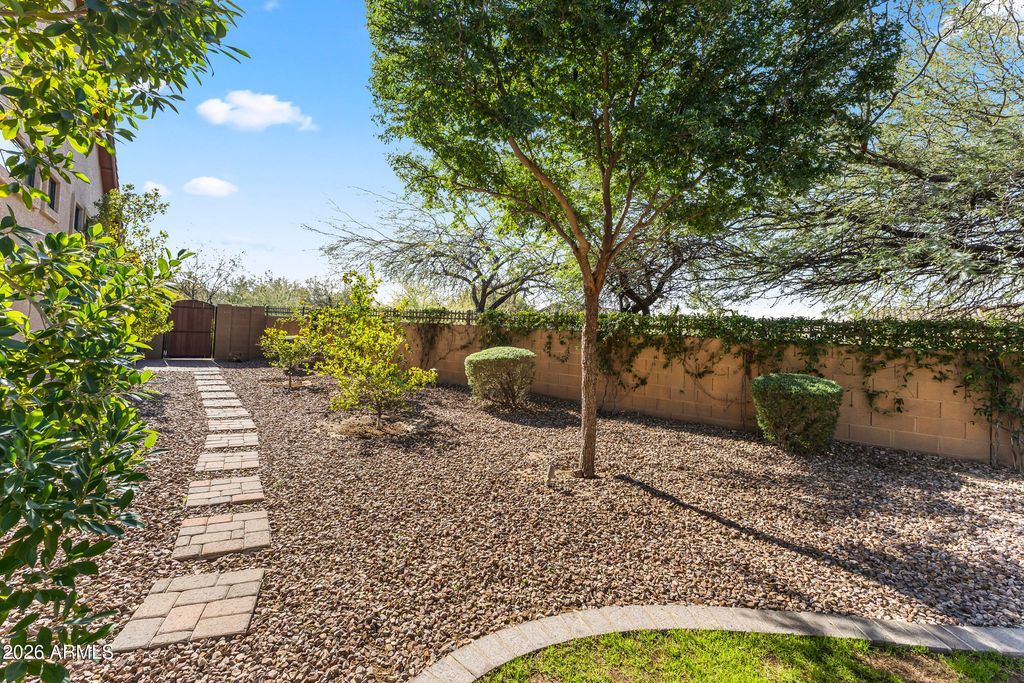 Image 59 of property listing at 4123 N Silver Ridge Circle, Mesa, AZ 85207