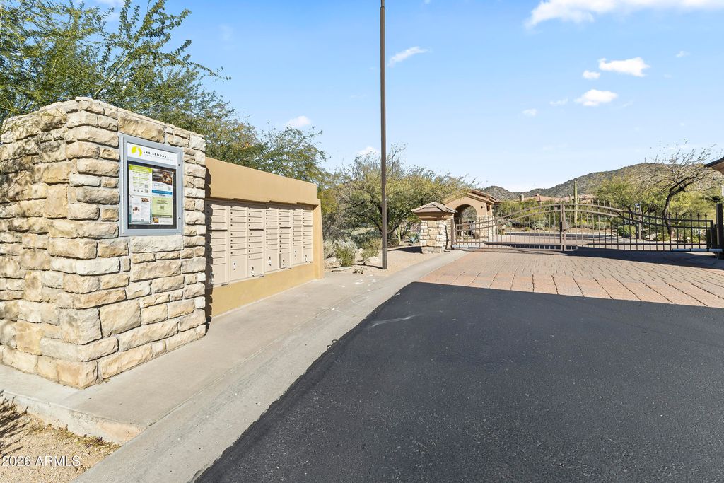 Image 61 of property listing at 4123 N Silver Ridge Circle, Mesa, AZ 85207