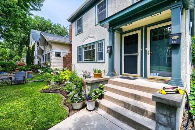 997 Saint Clair Avenue, Saint Paul, MN 55105