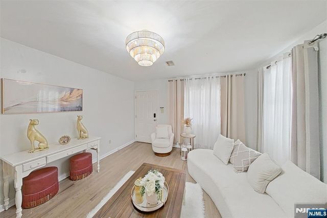 337-341 18th Avenue, Newark, NJ 07108