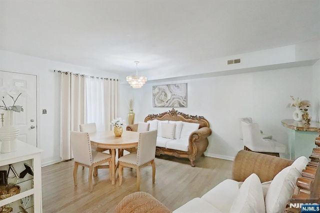 337-341 18th Avenue, Newark, NJ 07108