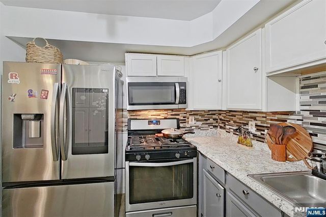 337-341 18th Avenue, Newark, NJ 07108