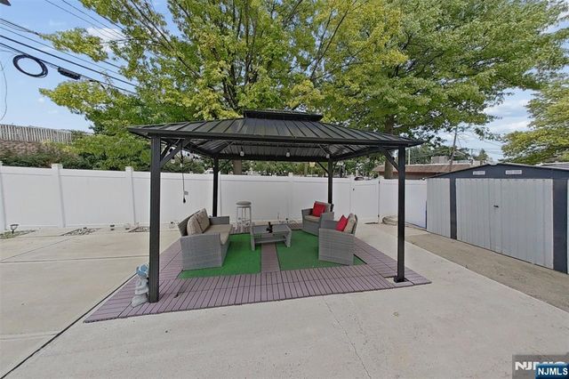 337-341 18th Avenue, Newark, NJ 07108