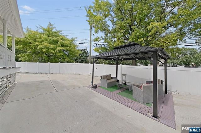 337-341 18th Avenue, Newark, NJ 07108