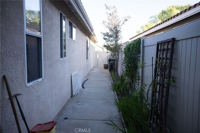 40429 Via Camposeco, Murrieta, CA 92562