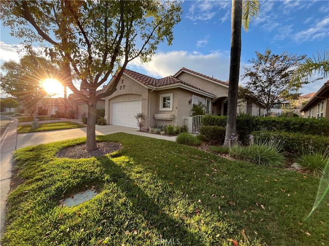 40429 Via Camposeco, Murrieta, CA 92562