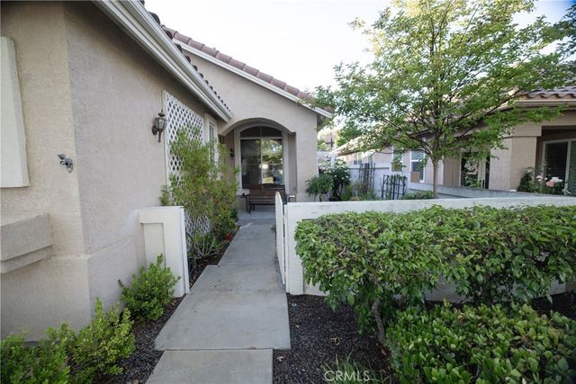 40429 Via Camposeco, Murrieta, CA 92562