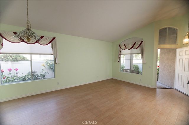 40429 Via Camposeco, Murrieta, CA 92562