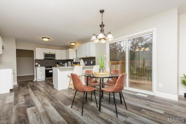 25 Moonlight Court, Wentzville, MO 63385