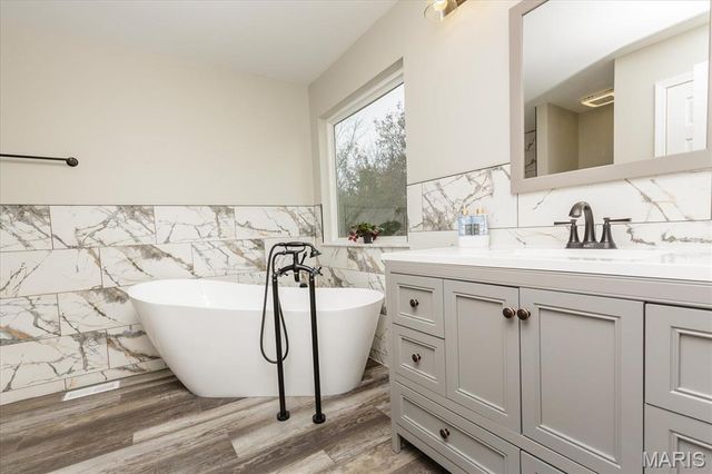 25 Moonlight Court, Wentzville, MO 63385