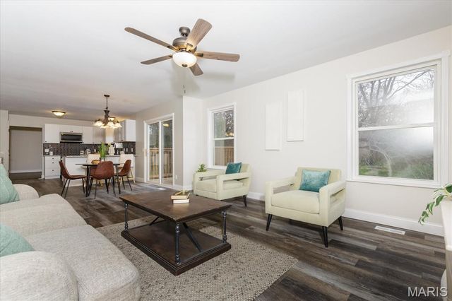 25 Moonlight Court, Wentzville, MO 63385