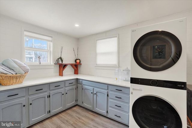 152 N 7TH ST, Columbia, PA 17512