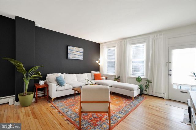 152 N 7TH ST, Columbia, PA 17512