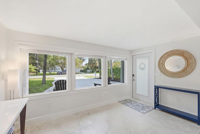 1015 SW 20th Street, Fort Lauderdale, FL 33315