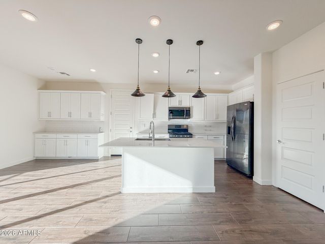 920 E ANDERSON Avenue, Phoenix, AZ 85022