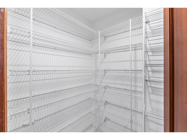 28380 Sw WILLOW CREEK Dr, Wilsonville, OR 97070