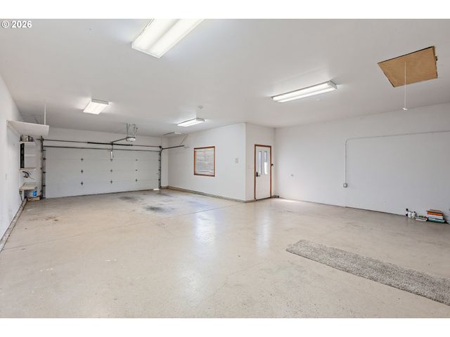 28380 Sw WILLOW CREEK Dr, Wilsonville, OR 97070