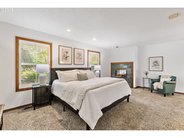 28380 Sw WILLOW CREEK Dr, Wilsonville, OR 97070