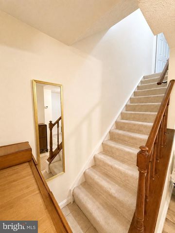 8541 BLUE ROCK LN, Lorton, VA 22079