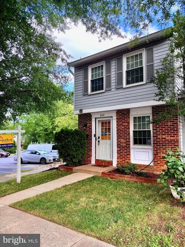 8541 BLUE ROCK LN, Lorton, VA 22079