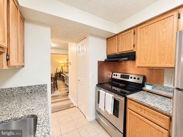 8541 BLUE ROCK LN, Lorton, VA 22079