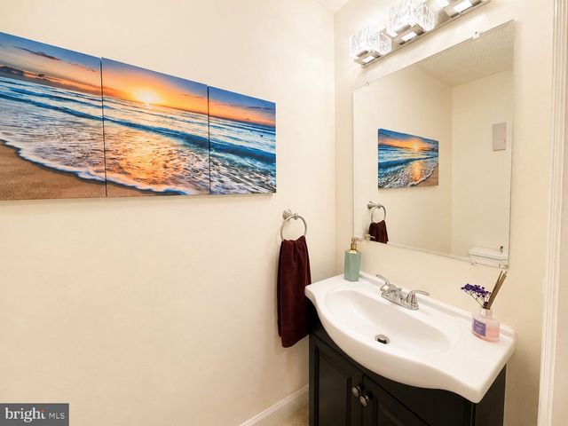 8541 BLUE ROCK LN, Lorton, VA 22079
