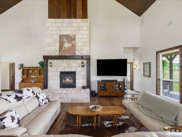 6969 State Hwy 198, Canton, TX 75103