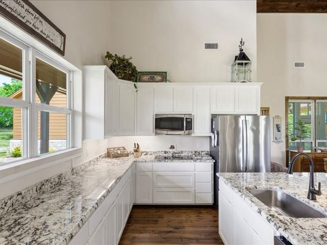 6969 State Hwy 198, Canton, TX 75103