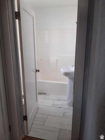 497 N 200 E, Mayfield, UT 84643