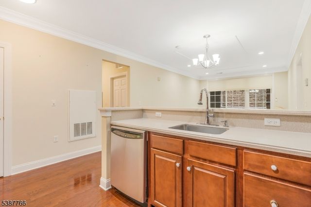 259 Victoria Drive, Bridgewater Twp., NJ 08807