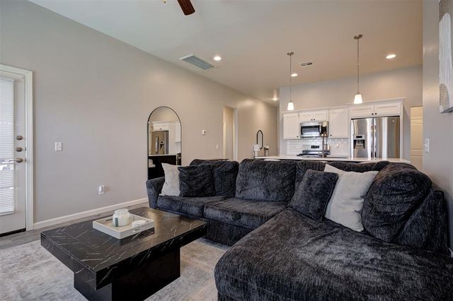 1008 SW 14th Street, Oklahoma City, OK 73160
