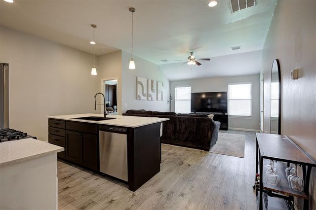 1008 SW 14th Street, Oklahoma City, OK 73160