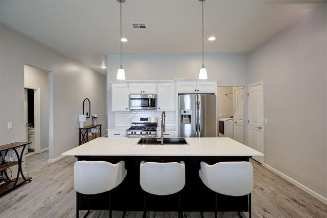 1008 SW 14th Street, Oklahoma City, OK 73160