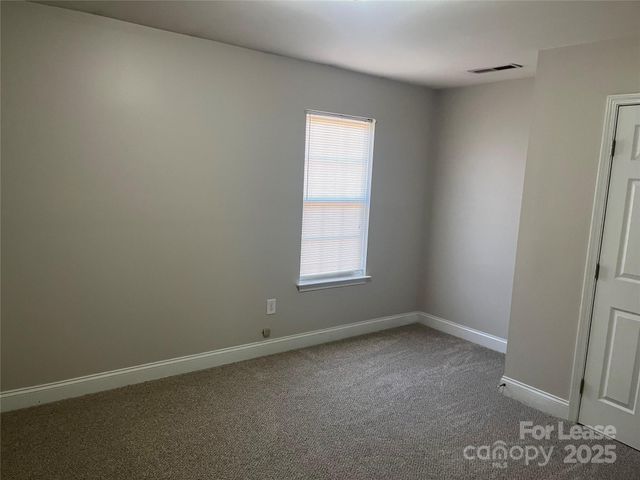 1923 Crestmont Street, Kannapolis, NC 28081