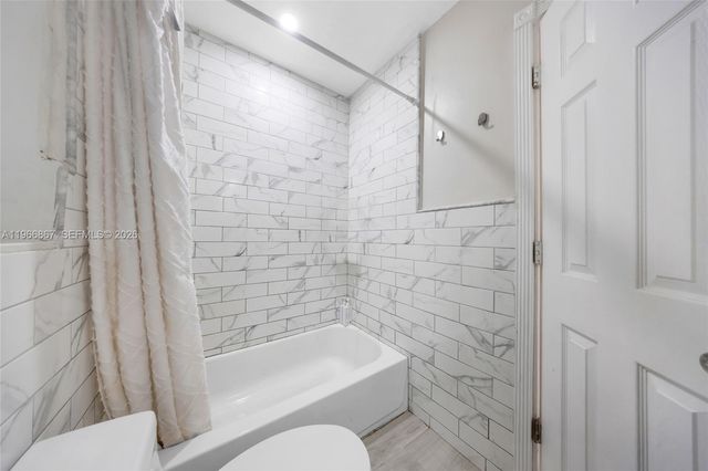 907 N Park Rd, Hollywood, FL 33021