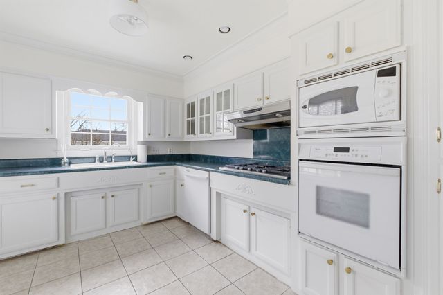 1270 Flatt Circle, Cookeville, TN 38501