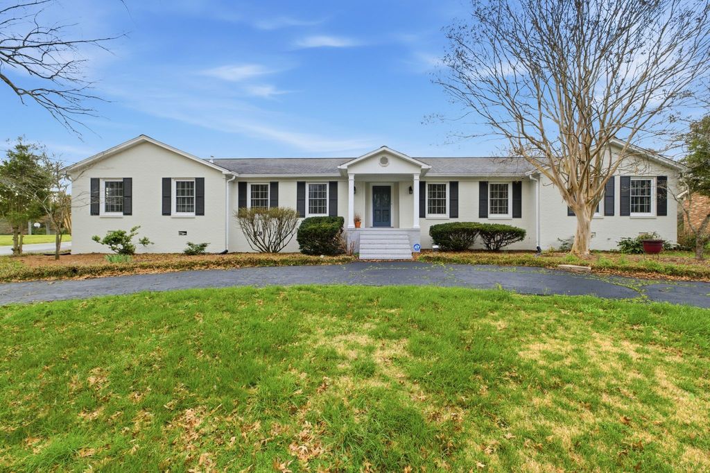 1270 Flatt Circle, Cookeville, TN 38501