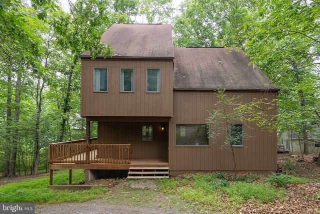1317 LAKEVIEW DR, Cross Junction, VA 22625