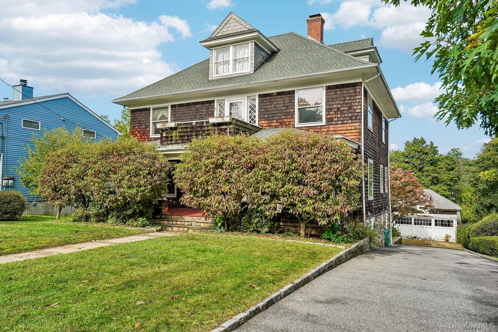 270 Fisher Avenue, White Plains, NY 10606 — photo 2