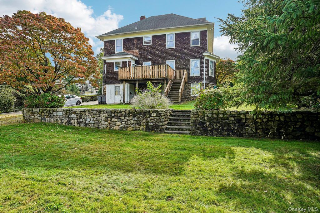 270 Fisher Avenue, White Plains, NY 10606 — photo 4