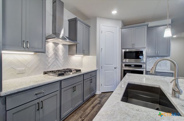 1850 Pining Street, New Braunfels, TX 78132