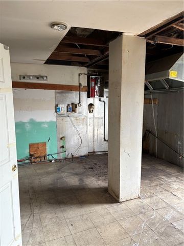 1513 Duss Ave, Ambridge, PA 15003