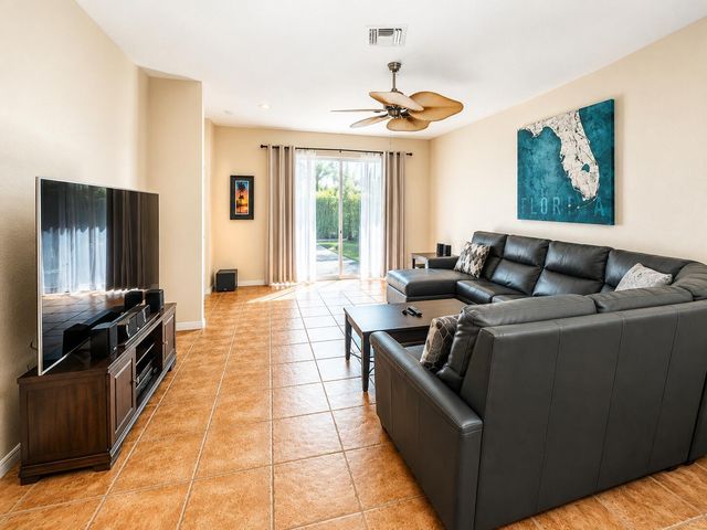 5201 SANCERRE Circle, Lake Worth, FL 33463
