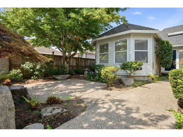 32237 Sw LAKE Dr, Wilsonville, OR 97070