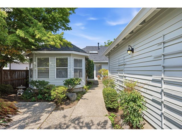 32237 Sw LAKE Dr, Wilsonville, OR 97070