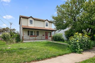 1320 S 3rd Avenue, Kankakee, IL 60901