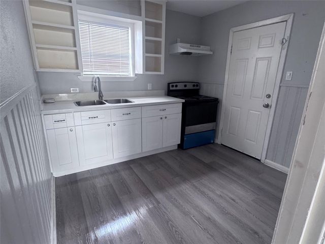 1306 Weiss Street, Houston, TX 77009