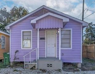 1306 Weiss Street, Houston, TX 77009