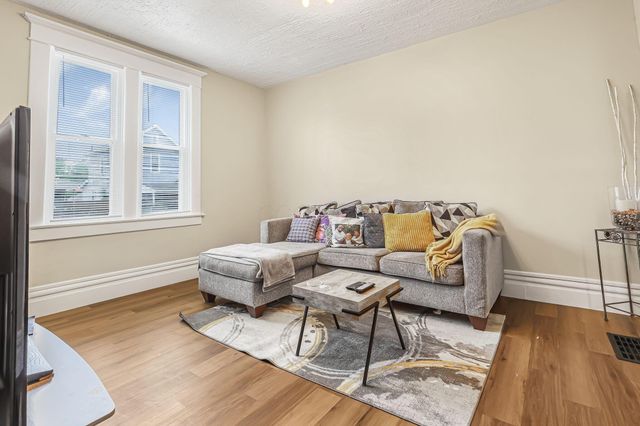 200 S Cypress Avenue, Columbus, OH 43223